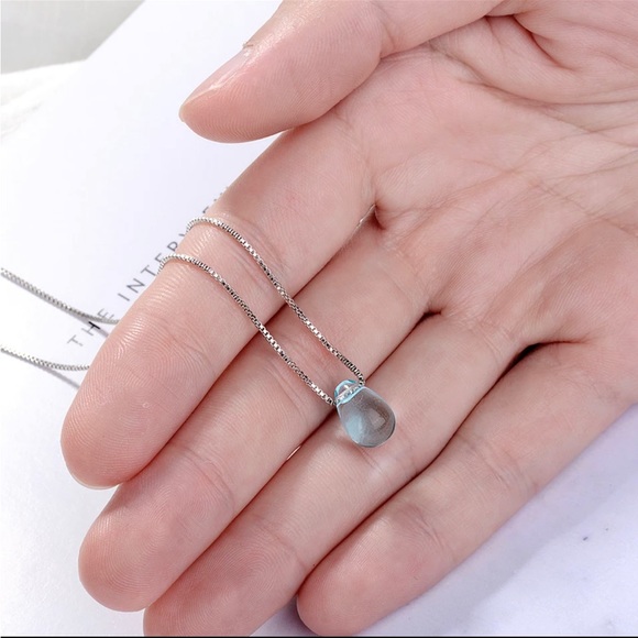 925 Silver Necklace Blue Crystal Water Drop Pendant - Picture 3 of 3